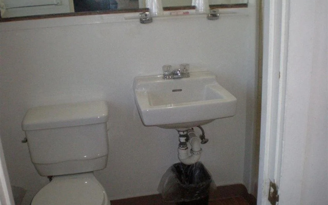 Quail Run Motor Inn