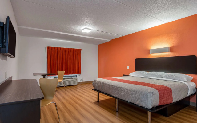 Motel 6 Cartersville - White GA