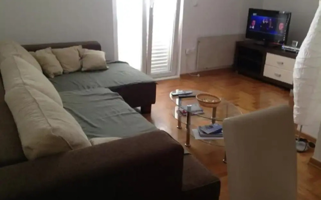 Wonderful Apartment Biserka Near the Beach