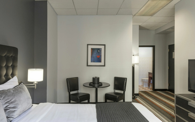 Broadway Plaza Hotel