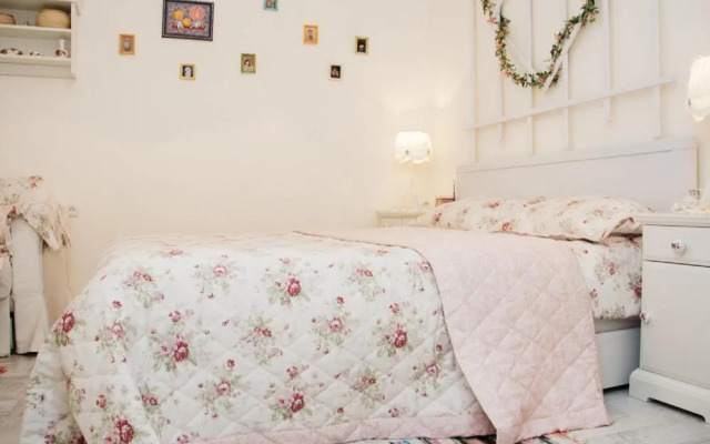 Romantic apartment near Opera with Air-conditioning