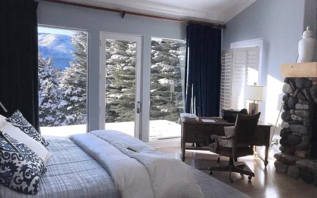 Sun Valley Home