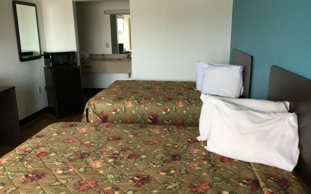 Oyo Hotel St. Louis Lambert Airport