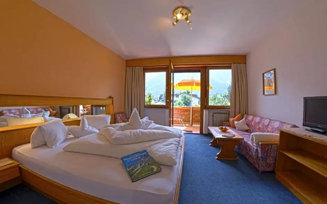 Garni - Hotel Rinner Julia