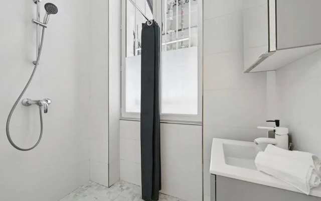 Stylish 1BR Flat Near Luxembourg Gardens