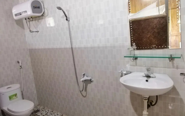 Cuc Phuong Bungalow