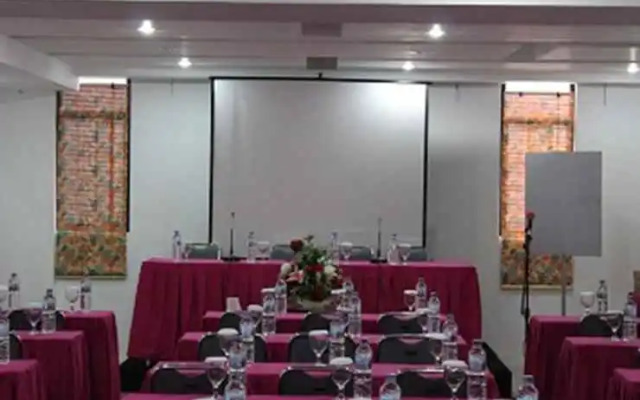 Hotel Lotus Cirebon