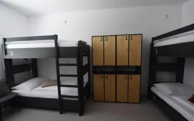 MS Sparrow Hostel