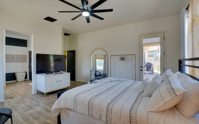 14 Mi to Dtwn: Tucson Escape w/ Patio!