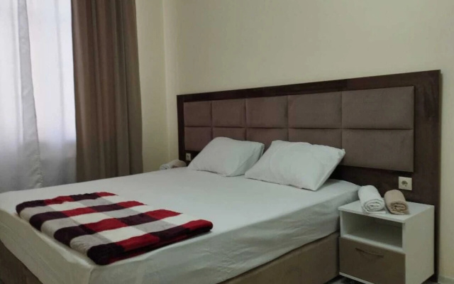 Rusel Hotel