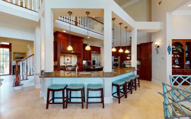 9 Promontory Ct