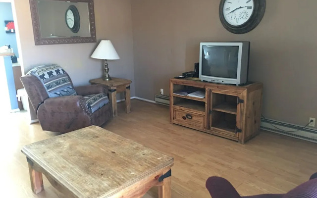 Pinecliff Village Resort