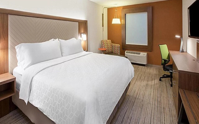Holiday Inn Express & Suites The Dalles by IHG