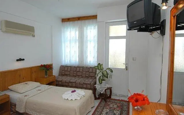 Ozmen Hotel