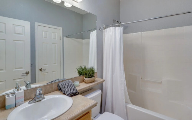 Pet-friendly Needles Vacation Rental Near River!