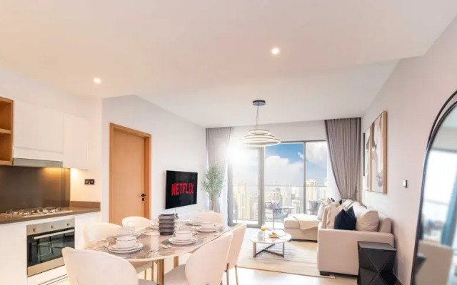 LUX  The Vida Marina Residence 2