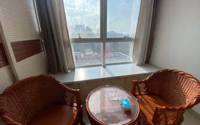 Manzi Homestay (Yiyang Oscar Plaza Branch)