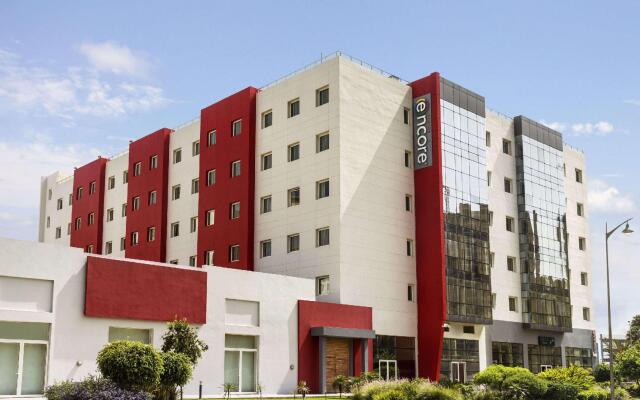 Отель Ramada Encore Tangier Марокко, Танжер - 1 отзыв об отеле, цены и фото номеров - забронировать отель Ramada Encore Tangier онлайн вид на фасад