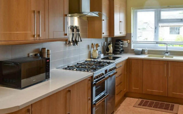 Tabusintac......lovely 2 Bedroom Bungalow