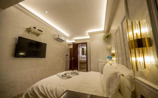 A Residence - A Member of The Luxury Stay Group