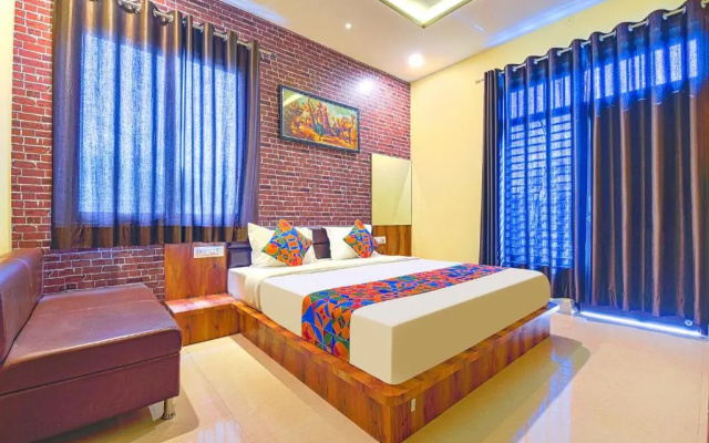 OYO Townhouse 802 Hotel Lotus