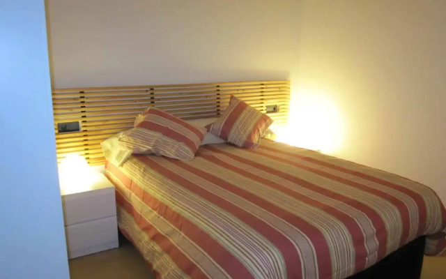 Apartment - 2 Bedrooms with WiFi - 107451