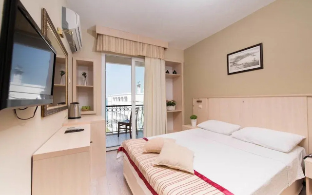 Ileri Hotel & Apartments