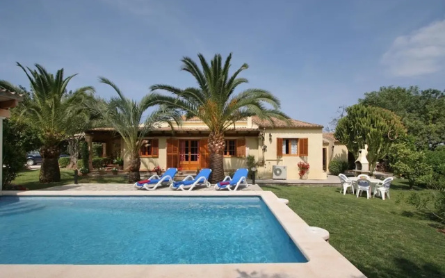 Villa - 3 Bedrooms with Pool - 103124