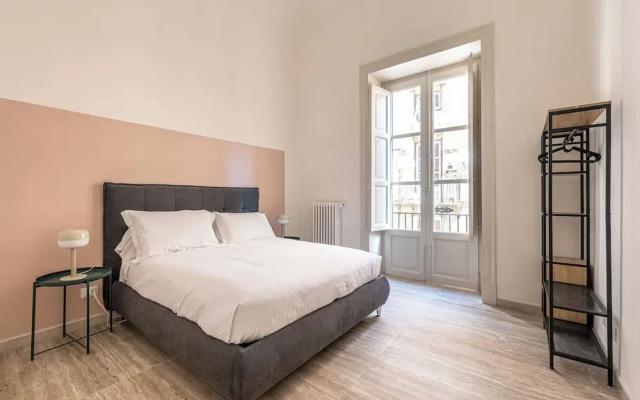 Central City Apartment by Wonderful Italy