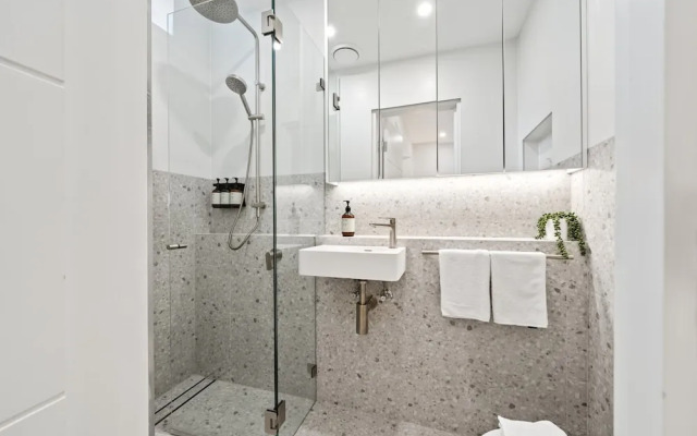 Peach Apartment at Palm View Collective
