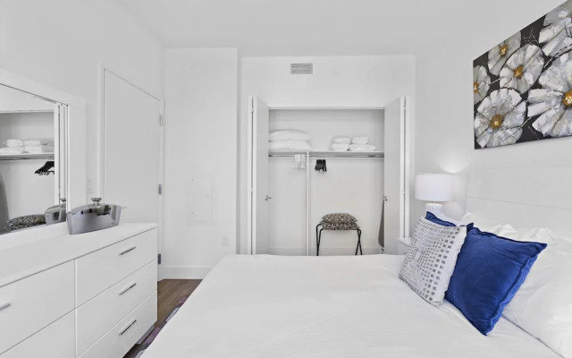 Global Luxury Suites White Plains