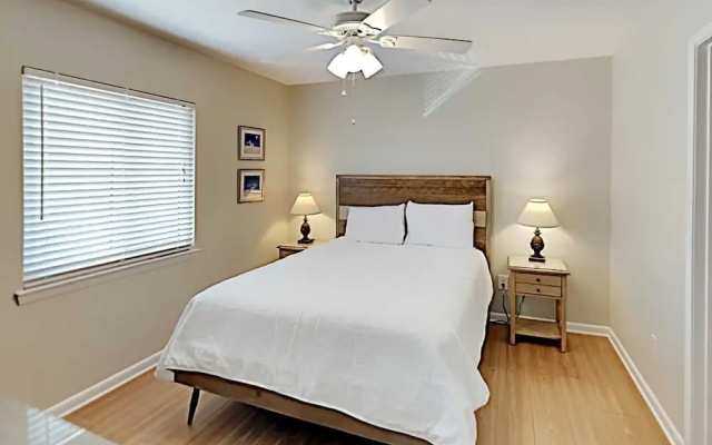 Pelican's Perch by Southern Vacation Rentals