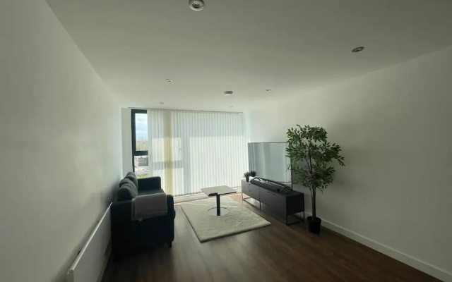 Luxury 2-bed Apartment in Manchester With Parking