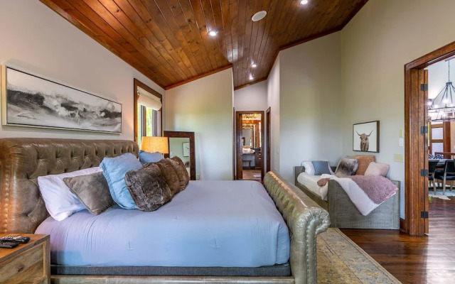 Sanctuary at Eagles Nest
