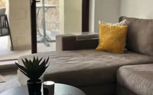 Luxury 3BR Escape - Pools and Gardens