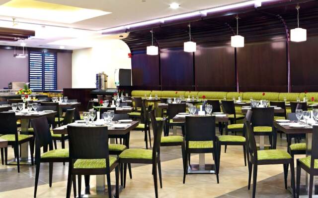 Citymax Hotel Al Barsha at the Mall 2