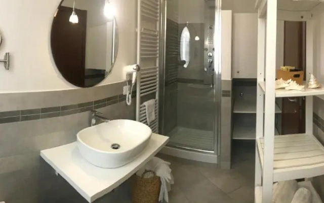 Suite House