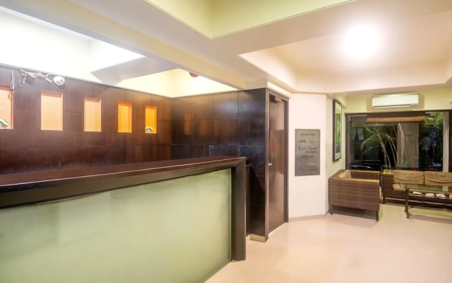 Capital O 45497 Savoy Suites