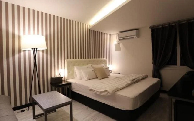 Hotel Idea Gupo