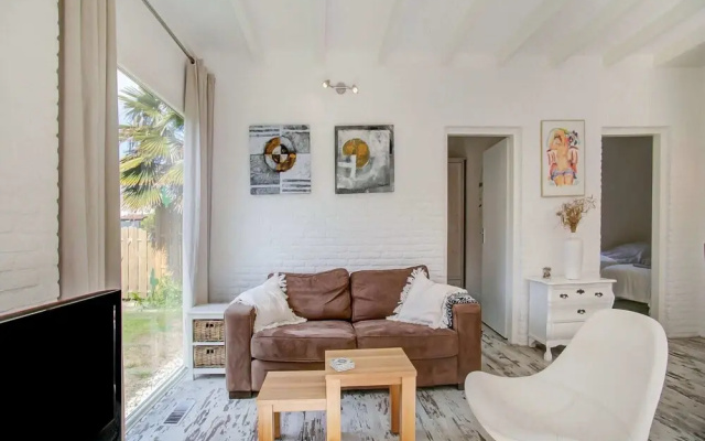 Bungalow in Noordwijk Near Beaches