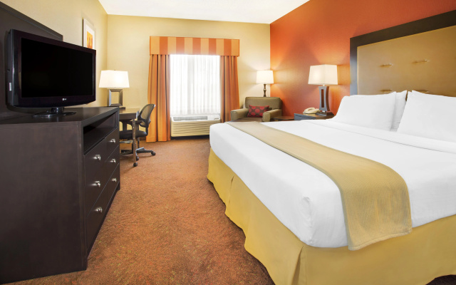 Muncie Place Hotel & Suites