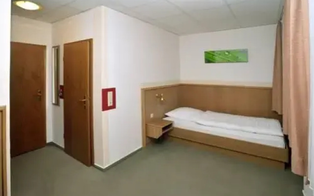 Hostel 1A Zimmer frei