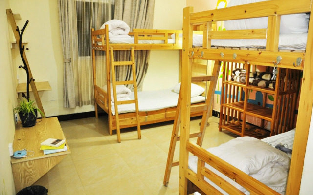 Dali Five Elements Hostel