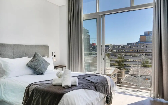 Panoramic Sentinel Apartment 707