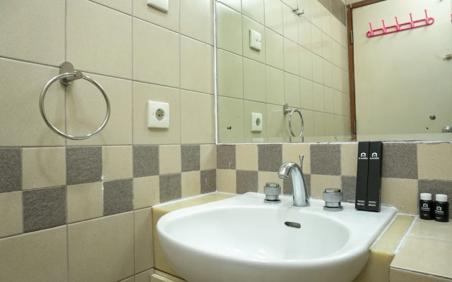 Spacious And Convenient 3br at Pangeran Jayakarta Apartment