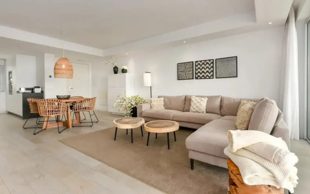 Luxury 2-bedroom sea View Apartment in Casares