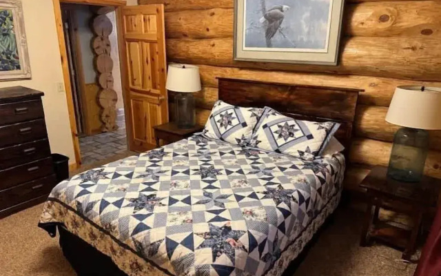 Katherine Lake Lodge