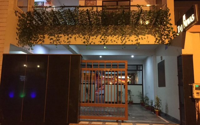 OYO 19535 Hotel Taj Niwas