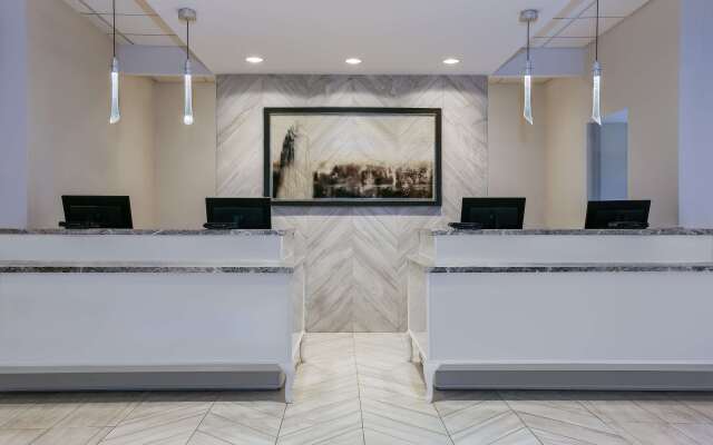 Sonesta Charlotte Lower South End