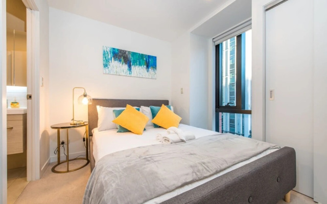 JHT - 1 BRM Apartment, Opposite to SkyTower with view
